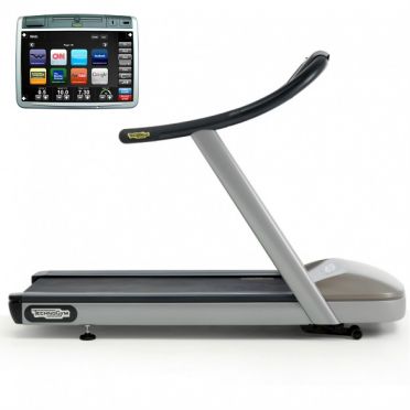 TechnoGym Laufband Jog Now Excite+ 700 Visioweb Silber gebraucht