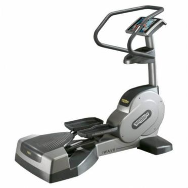 TechnoGym lateral trainer Wave Excite 700i.e classic Silber mit LCD TV gebraucht